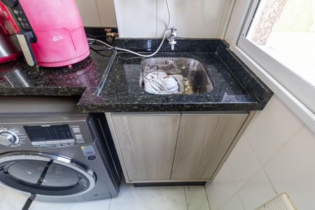 Apartamento para alugar com 41m², 2 quartos e 1 vagaÁrea de Serviço - Cozinha