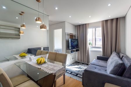 Apartamento para alugar com 41m², 2 quartos e 1 vagaSala