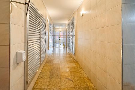Apartamento à venda com 43m², 1 quarto e sem vaga Apartamento à venda com 43m², 1 quarto e sem vagaHall de entrada