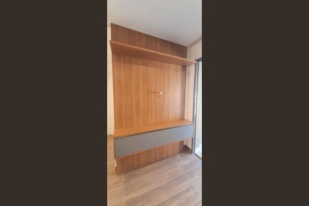 Sala de Estar de apartamento à venda com 2 quartos, 64m² em Centro, Osasco