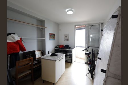 Apartamento à venda com 370m², 5 quartos e 4 vagasQuarto 2