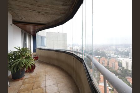 Apartamento à venda com 370m², 5 quartos e 4 vagasVaranda da Sala