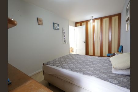 Apartamento à venda com 370m², 5 quartos e 4 vagasSuíte 2