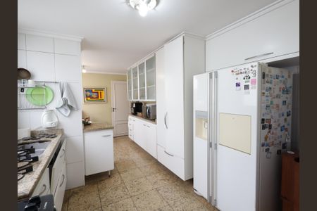 Apartamento à venda com 370m², 5 quartos e 4 vagasCozinha