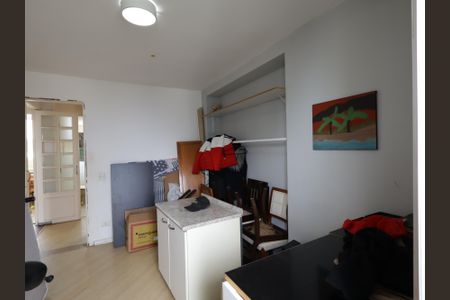 Apartamento à venda com 370m², 5 quartos e 4 vagasQuarto 2