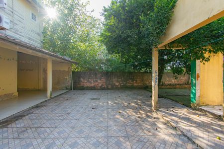 Casa à venda com 100m², 2 quartos e 2 vagas Casa à venda com 100m², 2 quartos e 2 vagasÁrea comum