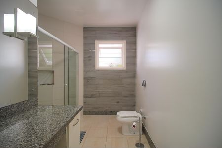 Casa à venda com 295m², 3 quartos e 3 vagasBanheiro