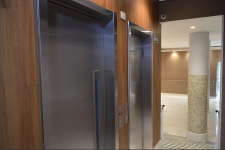 Studio à venda com 28m², 1 quarto e sem vagaElevador