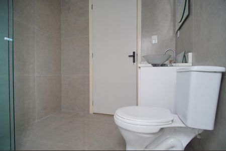 Casa à venda com 110m², 2 quartos e 2 vagasBanheiro da Suíte