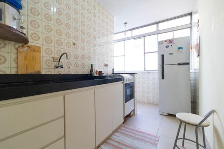 Apartamento à venda com 70m², 3 quartos e 2 vagasCozinha