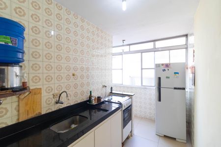 Apartamento à venda com 70m², 3 quartos e 2 vagasCozinha