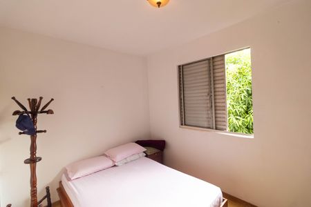 Apartamento à venda com 70m², 3 quartos e 2 vagasQuarto 02