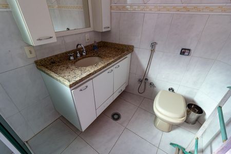 Casa para alugar com 468m², 5 quartos e 4 vagas Casa para alugar com 468m², 5 quartos e 4 vagasBanheiro da Suíte 3