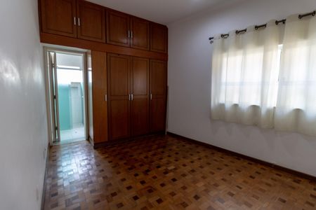 Casa para alugar com 468m², 5 quartos e 4 vagas Casa para alugar com 468m², 5 quartos e 4 vagasSuíte 3