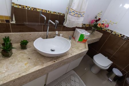 Casa para alugar com 468m², 5 quartos e 4 vagas Casa para alugar com 468m², 5 quartos e 4 vagasLavabo