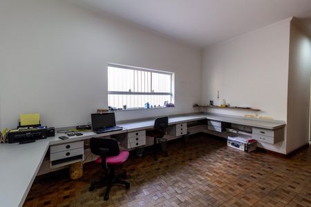 Casa para alugar com 468m², 5 quartos e 4 vagas Casa para alugar com 468m², 5 quartos e 4 vagasSuíte 1