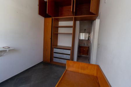 Casa para alugar com 468m², 5 quartos e 4 vagas Casa para alugar com 468m², 5 quartos e 4 vagasQuarto de Serviço