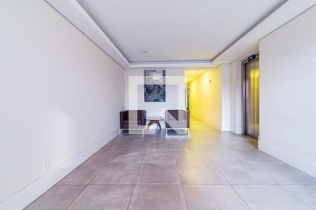 Apartamento à venda com 65m², 2 quartos e 2 vagasHall social
