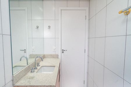 Apartamento à venda com 65m², 2 quartos e 2 vagasBanheiro Social