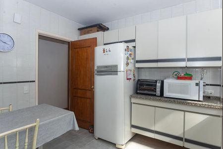 Apartamento à venda com 98m², 2 quartos e 1 vaga Apartamento à venda com 98m², 2 quartos e 1 vagaCozinha