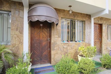 Casa de condomínio à venda com 71m², 2 quartos e 1 vagaFrente