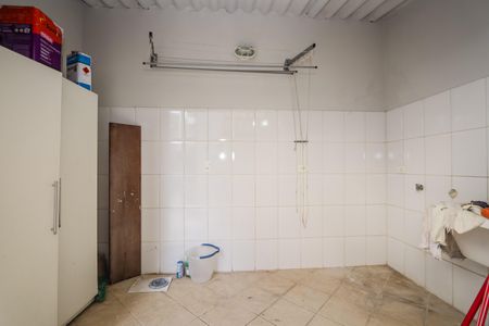 Casa à venda com 90m², 2 quartos e 2 vagas Casa à venda com 90m², 2 quartos e 2 vagasÁrea de Serviço