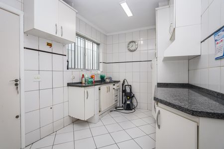 Casa à venda com 90m², 2 quartos e 2 vagas Casa à venda com 90m², 2 quartos e 2 vagasCozinha