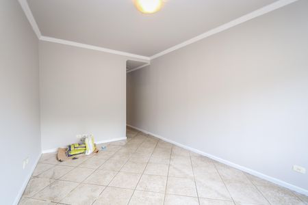 Casa à venda com 90m², 2 quartos e 2 vagas Casa à venda com 90m², 2 quartos e 2 vagasSala