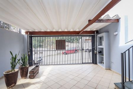 Casa à venda com 90m², 2 quartos e 2 vagas Casa à venda com 90m², 2 quartos e 2 vagasGaragem