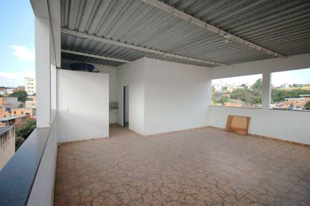 Casa à venda com 360m², 4 quartos e 8 vagasPilotis
