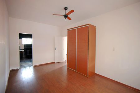 Casa à venda com 360m², 4 quartos e 8 vagasSuíte