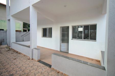 Casa à venda com 360m², 4 quartos e 8 vagasVaranda