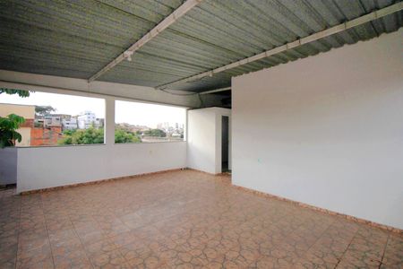 Casa à venda com 360m², 4 quartos e 8 vagasPilotis