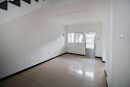 Sala de casa à venda com 4 quartos, 360m² em Planalto, Belo Horizonte
