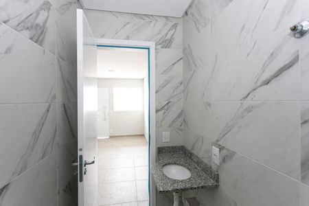 Apartamento à venda com 39m², 2 quartos e sem vagaBanheiro