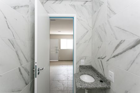 Apartamento à venda com 37m², 2 quartos e sem vagaBanheiro