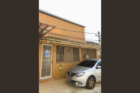 Casa de condomínio à venda com 125m², 2 quartos e 1 vaga Casa de condomínio à venda com 125m², 2 quartos e 1 vagaFachada