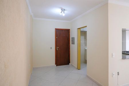 Apartamento para alugar com 70m², 2 quartos e 1 vagaSala