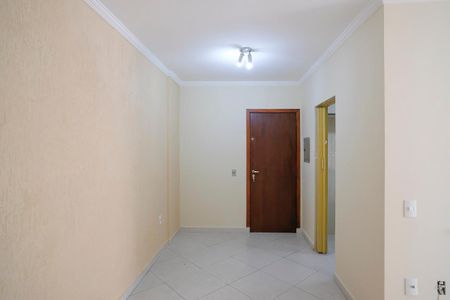 Apartamento para alugar com 70m², 2 quartos e 1 vagaSala