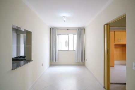 Apartamento para alugar com 70m², 2 quartos e 1 vagaSala