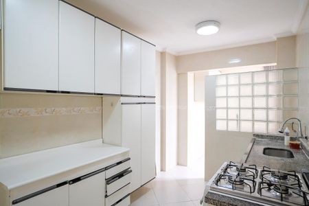 Apartamento para alugar com 70m², 2 quartos e 1 vagaCozinha