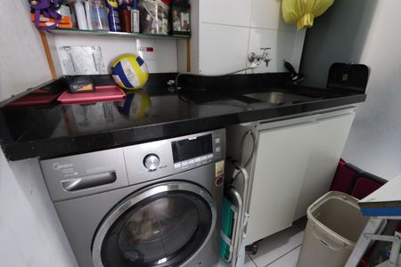 Apartamento para alugar com 45m², 2 quartos e 1 vagaÁrea de Serviço