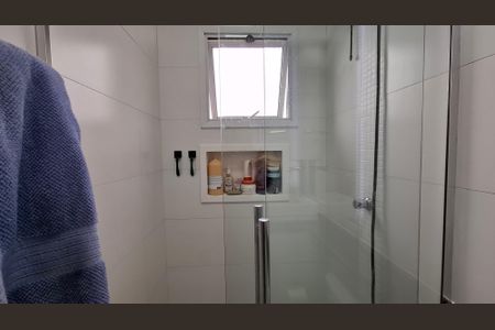 Apartamento à venda com 102m², 2 quartos e 2 vagas Apartamento à venda com 102m², 2 quartos e 2 vagasBanheiro Suíte