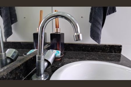 Apartamento à venda com 102m², 2 quartos e 2 vagas Apartamento à venda com 102m², 2 quartos e 2 vagasLavabo cobertura