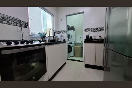 Apartamento à venda com 102m², 2 quartos e 2 vagas Apartamento à venda com 102m², 2 quartos e 2 vagasCozinha