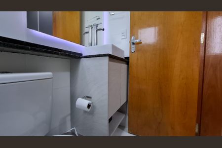 Apartamento à venda com 102m², 2 quartos e 2 vagas Apartamento à venda com 102m², 2 quartos e 2 vagasBanheiro Suíte