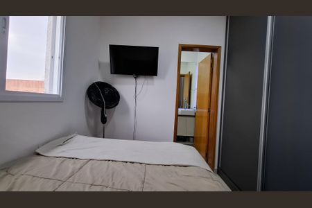 Apartamento à venda com 102m², 2 quartos e 2 vagas Apartamento à venda com 102m², 2 quartos e 2 vagasSuíte