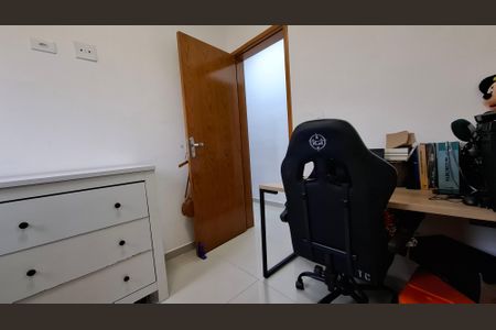 Apartamento à venda com 102m², 2 quartos e 2 vagas Apartamento à venda com 102m², 2 quartos e 2 vagasQuarto