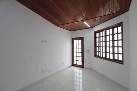 Sala de casa à venda com 2 quartos, 74m² em Santa Amelia, Belo Horizonte