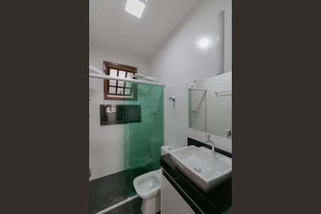 Casa à venda com 74m², 2 quartos e 1 vagaBanheiro